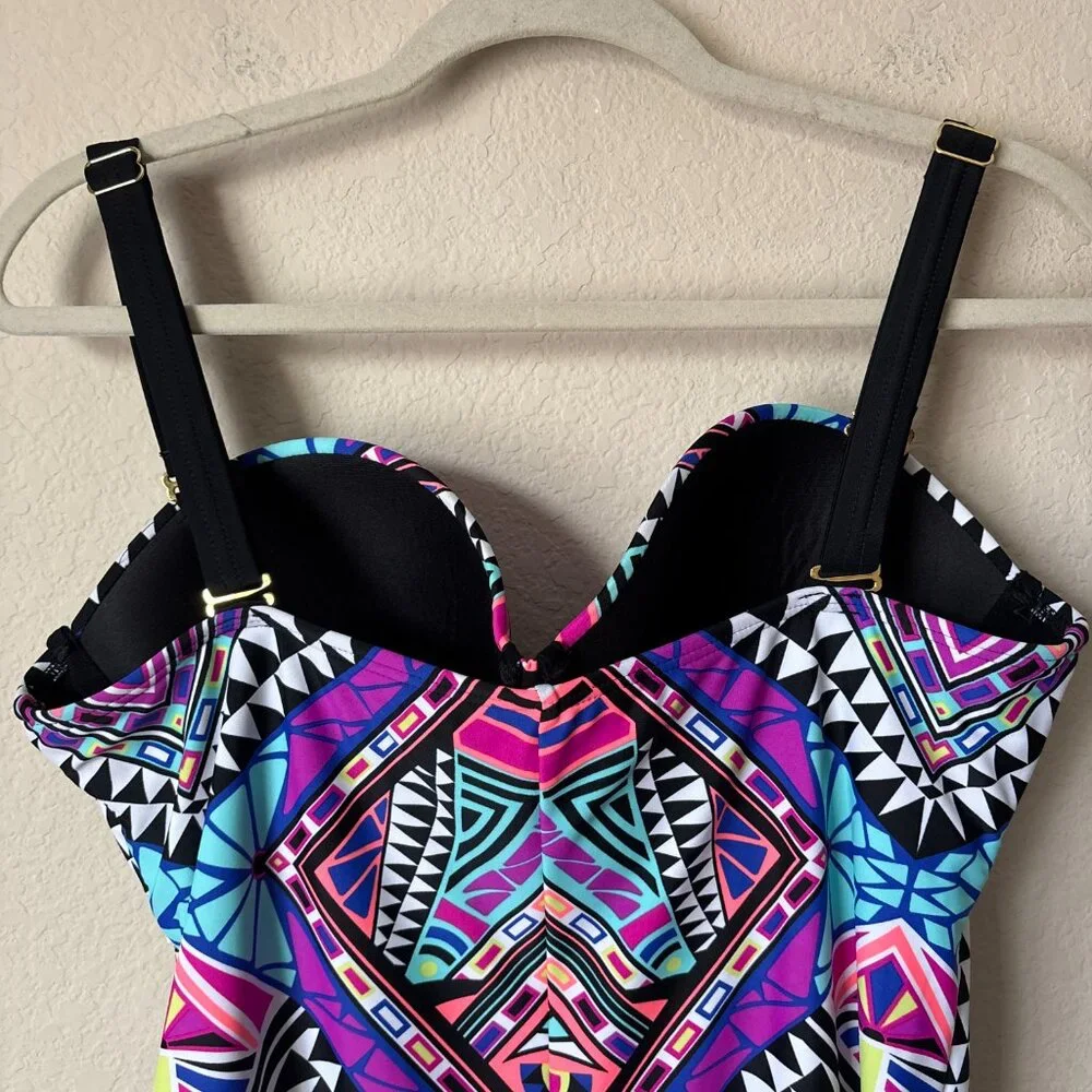 Swimsuits for All 14 Kaleidoscope Geometric Printed One Piece Swimsuit - Picture 7 of 14